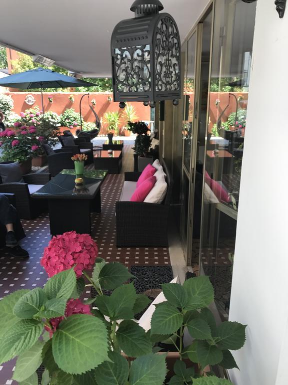 Hotel Mirella Rimini Ngoại thất bức ảnh