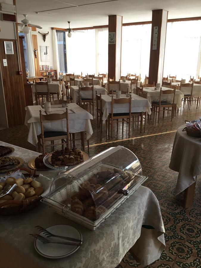 Hotel Mirella Rimini Ngoại thất bức ảnh